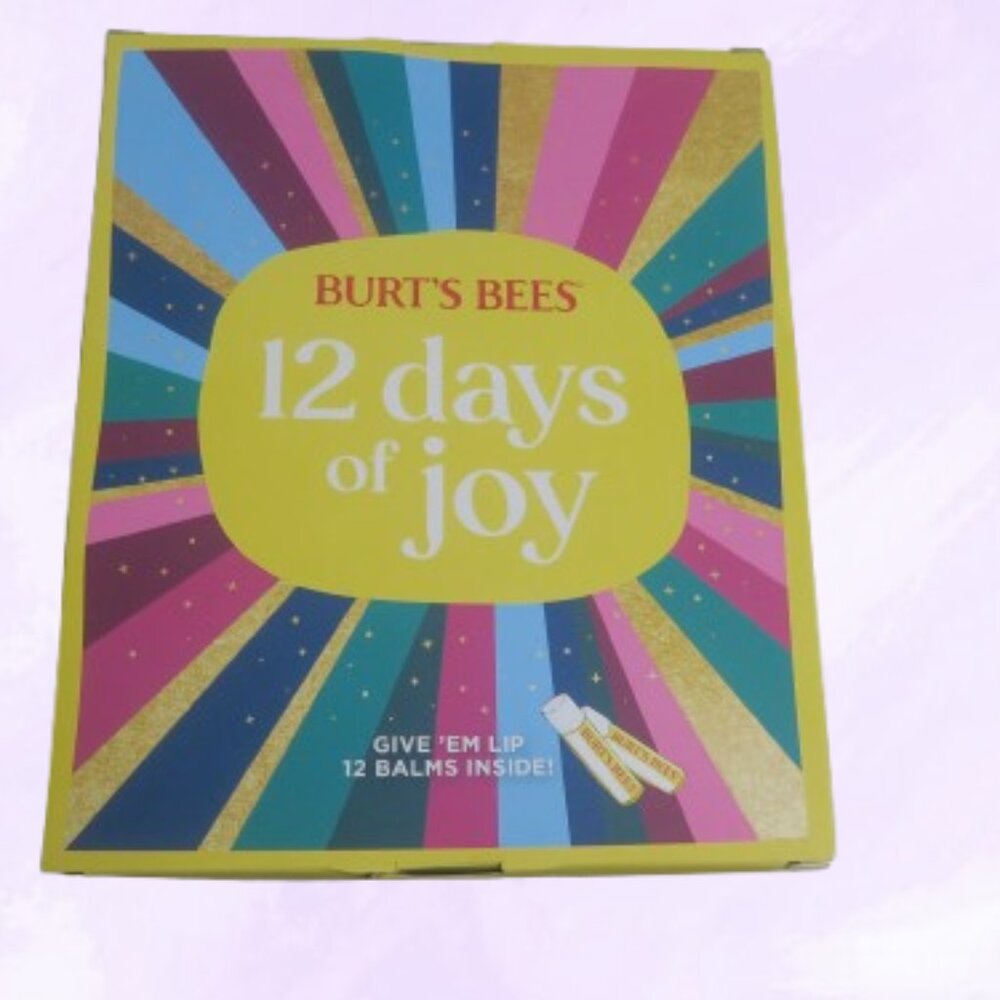 Burt's Bees 12 Days of joy Christmas advent calendar lip balms lip gloss. NIB